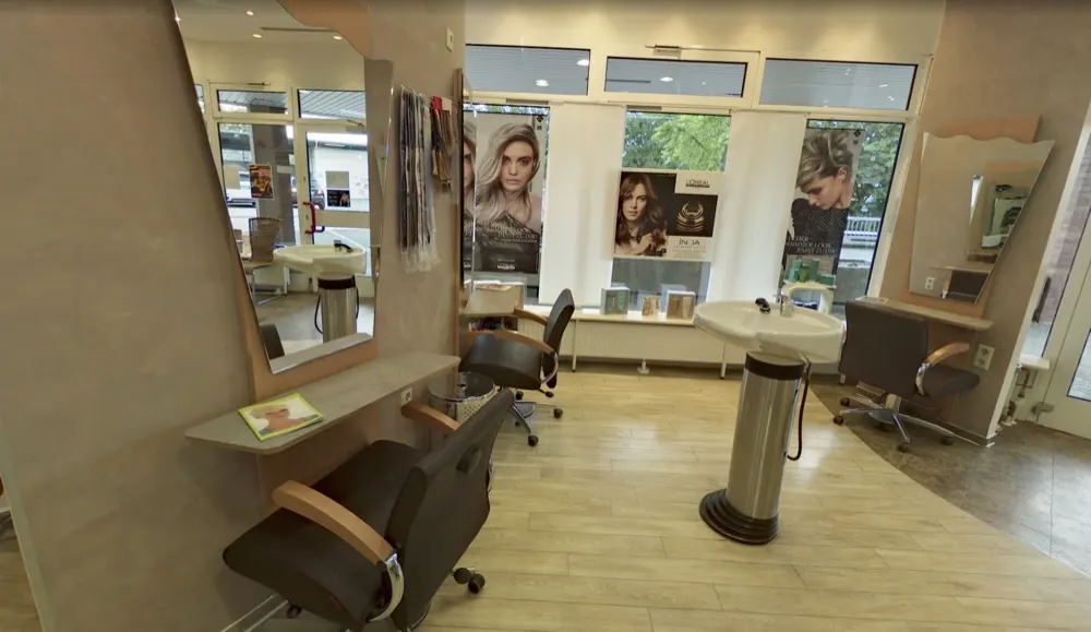 Innenansicht des Friseursalons Haar Gefühl
